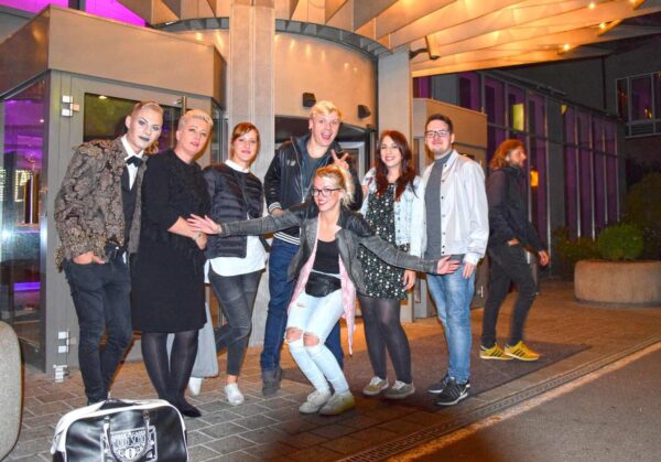 Das-POPHAIR-Team-am-Penta-Hotel-in-Leipzig-600x419 Aktuelles Das-POPHAIR-Team-am-Penta-Hotel-in-Leipzig-600x419