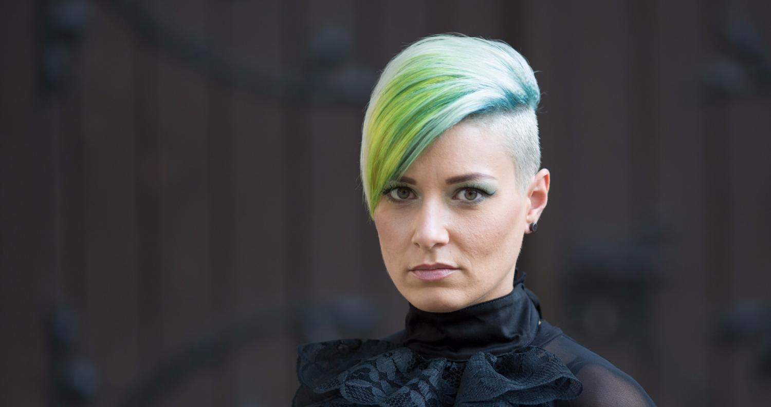 Undercut bei frauen mit langen haaren