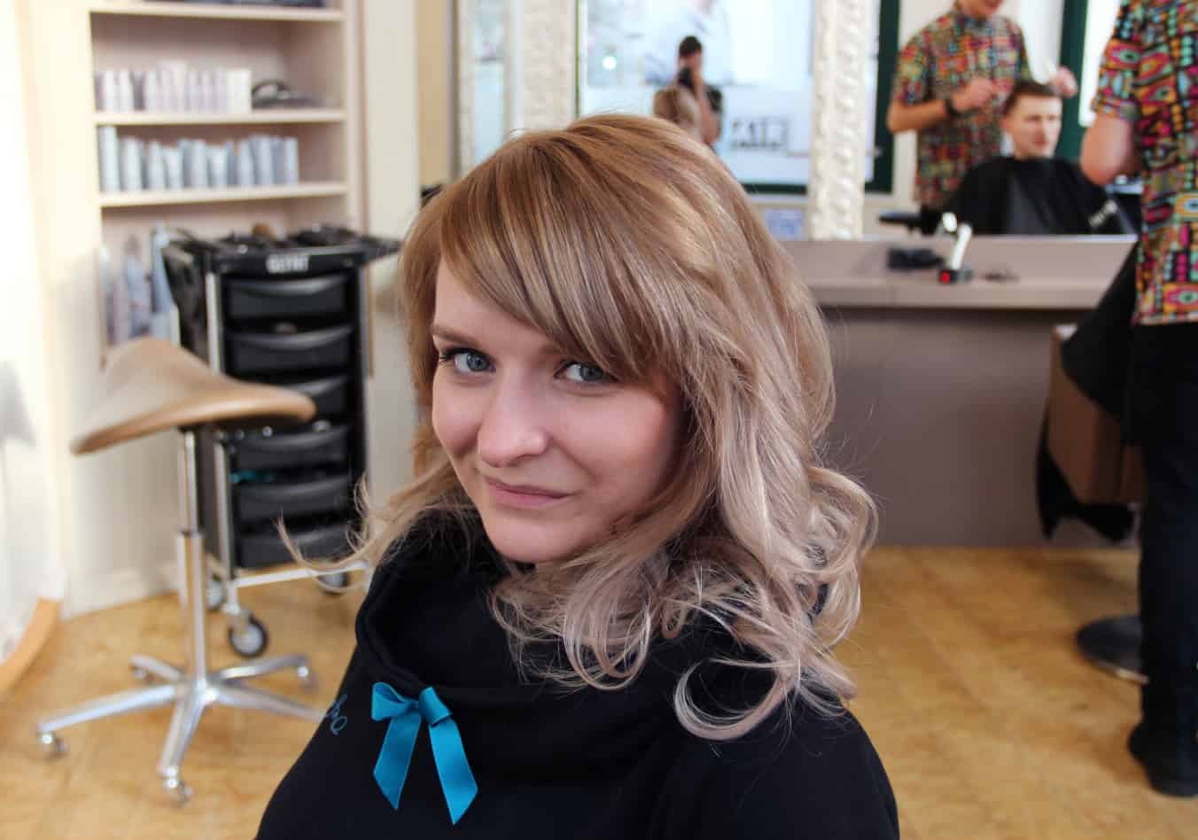 Weiches-kühles-Blond Aktuelles Weiches-kühles-Blond