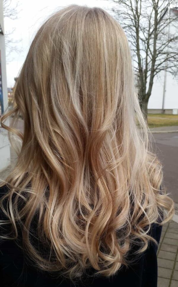 Sophies-neue-Haarfarbe-600x970 Aktuelles Sophies-neue-Haarfarbe-600x970