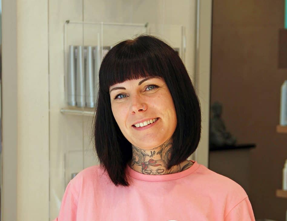 Friseurin-Nicole-Schröder-bei-POPHAIR-05-e1528396494911 Nicole Sauer Friseurin-Nicole-Schröder-bei-POPHAIR-05-e1528396494911