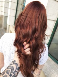 Lisas-neue-Haarfarbe-225x300