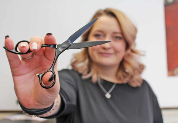 Friseur*innen in Magdeburg gesucht!