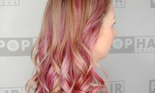 blond-mit-pinken-und-violetten-slices